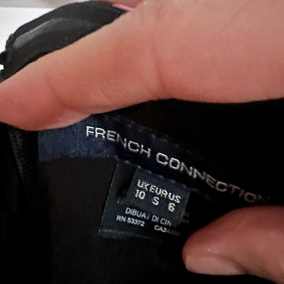 French Connection Clara Floral Off the Shoulder Puff Sleeve Dress size 6 Midi - Picture 7 of 9